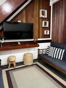 Duplex beira-mar com piscina em Ubatuba