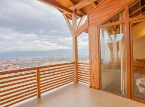 Stylish Two-Level Apartment in Bansko by Flat Mаnаger