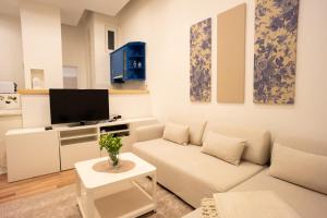 Váci Street Residence by the Christmas Market