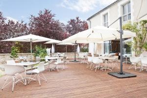 Hotels Hotel Le Saint Gelais : photos des chambres