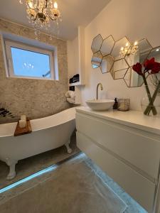 Castlelight Apartment