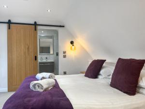 The Farmhouse - Uk50909