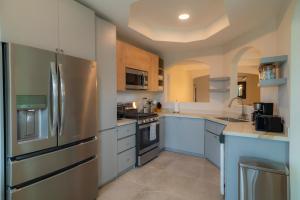 Casa Patron 6 bdrs pool in Los Suenos