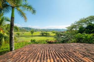 Colina 7C 3 bdr Garden View in Los Suenos