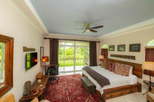 Colina 8E 2 bdr Garden View in Los Suenos