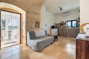 Trullo ConoSolo With Pool - Happy Rentals