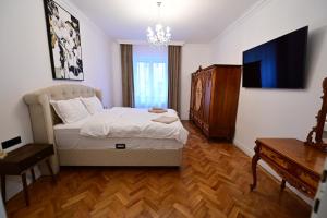 FLH - Classic Central Suites