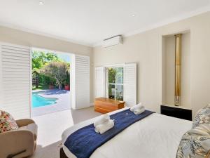 Constantia 5BR - Garden, Pool & Playground