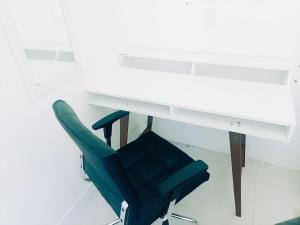 Recanto do Flamego: conforto, metrô e varandão.