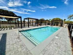 3 Bedrooms 3 Baths Hub Westside Reserve 3240Ed