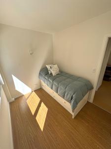 Playa grande departamento a una cuadra del mar