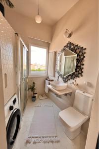 Balcony View Downtown Studio