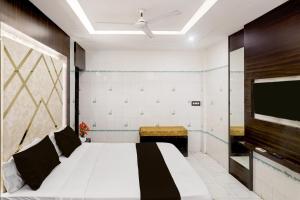 Super Collection O Chidambaram Stadium Formerly Hotel Admire Suit