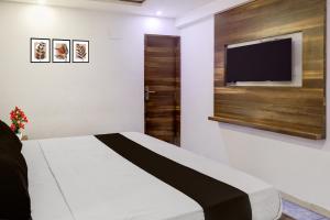 Super Collection O Chidambaram Stadium Formerly Hotel Admire Suit