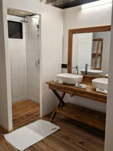 Pori Pori Lodges & Camps