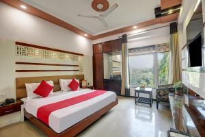 Hotel Star Plaza - 1 Minute From New Delhi Railway Station & Connaught Place