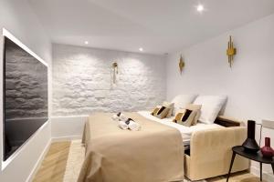Duplex Prestige avec Billard et Baignoire