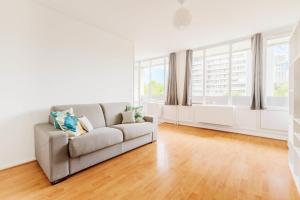 Studio with balcony near Paris