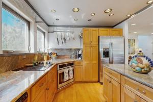 Magical Mountain Hideaway