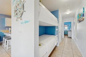 Gulf Island Condo 523