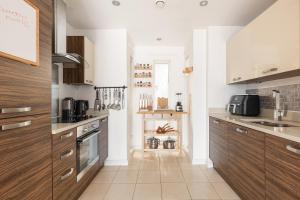 Charming 2BR Flat Near Elephant & Castle