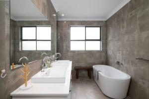 Heartwood Haven family home 3bed 3bath