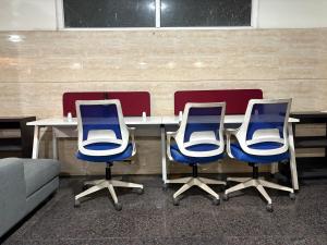 Comfy 1BHK with balcony in BTM layout , 500 metres from metro station