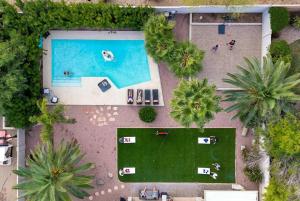 Private Pool Dog Friendly Movie Room Games