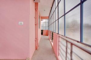 Super Hotel O SV LODGE