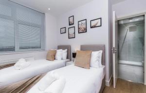 1 Bed Apartment in Aylesbury, by ARP HOMES, Town Centre, Perfect Location for Business & Long Stays
