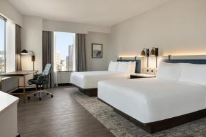 Crowne Plaza Seattle - No Resort Fee - Newly Renovated IHG Hotel