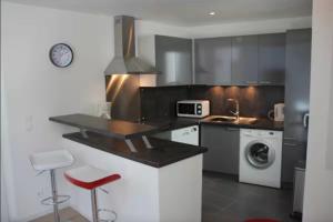 40 m apartment facing the Old Port of La Rochelle