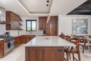 Oceanview Luxury Condo in Punta Mita Golf Cart