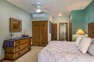 Faro de Mita Luxury Beach Condo