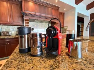 Luxury Oceanfront Penthouse Concierge Cook