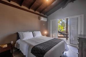 Casa individual apenas 100m da praia