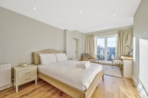 Ivy Little Venice II Pro-Managed