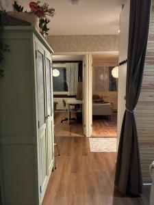 Arctic Aurora Skyline Apartment