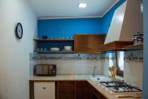 CasaMare Addaura - Your Romantic Seafront Hideaway