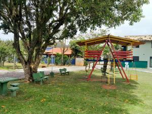 Casa de 4 quartos em condomínio no Campeche