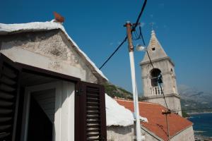 Cassetta by the sea