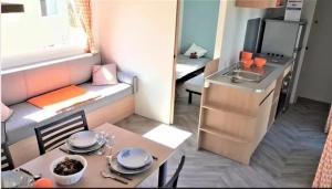 Bungalow accueillant à Veuzain-sur-Loire avec piscine