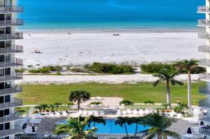 Estero Beach And Tennise Club 1008 B