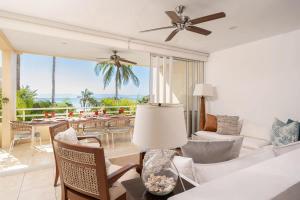 Luxury Oceanview Condo Steps to El Anclote