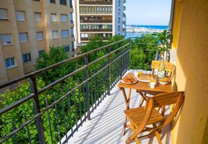 Cozy 4BR Apt Sea views Denia Port WIFI AC