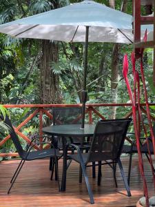 Villa Colibri - Secluded Villa - Short Stroll to Beach, Shops & Restaurants