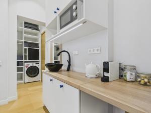 Cosy Blue City Centre Studio, 5 min to Old Town