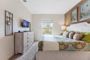 Casa 4Q West Lucaya – 5min da Disney