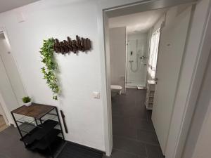 Modern 80qm Flat with Balcony & free Parking