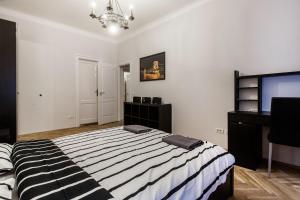 HR45 Grandissimo 3-bedroom 2-bathroom apt